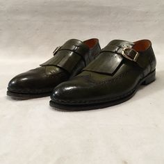 Paul Parkman Green Leather Wingtip Monkstrap Shoes Condition: Great, Lightly Worn Brand: Paul Parkman Color: Green Lining: Leather Insole: Leather Outsole: Leather Size: 12 Memory Foam Cushioned Insole Comes With Shoe Cover & Box New With No Tag Shows Light Marks, Scuffs, & Signs From Gentle Wear Underneath Please Look Close At All Pictures Pre-Owed Offers Welcome As Is Monkstrap Shoes, Paul Green Shoes, Shoe Cover, Paul Green, Shoe Covers, Green Shoes, Covered Boxes, Green Leather, Derby