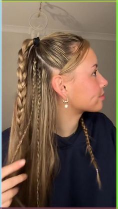 First Day of School Hairstyle Cute Braids hairstyle.Look your best on the first day with these cute braided hairstyle! Perfect for a polished and put-together look.#firstdayofschoolhairstyles #easyhairstylesforschool #cuteschoolhairstyles #easyschoolhairstyles #hairstylesforschooleasy #cutehairstylesforschool #cutesimplehairstyles
#collegehairstyles #easybacktoschoolhairstyles #hairstyleforschool #schoolhairstyles #backtoschoolhairstyles
Credit:https://www.tiktok.com/@zahara.burton Tiny Braids, Hairstyle Cute, Cute Braids, Hairstyle Examples, Easy Hairstyles For Thick Hair, Hair Inspiration Long, Easy Hairstyles For School, Cute Simple Hairstyles, Braided Hairstyle