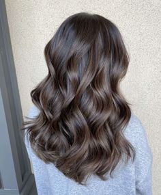 Brown Hair Inspo, Brunette Hair With Highlights, Brown Hair Balayage, Hair Balayage, Brown Hair With Highlights, Pretty Hair, Hair Colour, Brunette Hair, Hair Dye