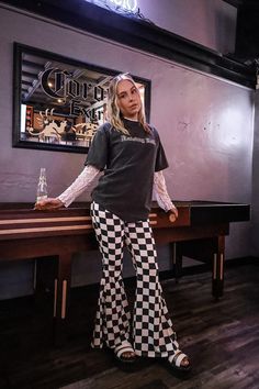 Cold Heart Checkered Pants These pants fit slightly snug Super soft stretch legging material Elastic waistband + pockets! Small: 0-2, Medium: 4-6, Large: 6-8, XL: 10-12, 1X: 14-16, 2X: 16-18, 3X: 18-20 80% Polyester, 15% Rayon, 5% Spandex D3.2 Black Checkered Pants Outfits, Black And White Checkered Pants Outfit, Houndstooth Pants Outfit, Checkerboard Leggings, Checkered Pants Outfit, Cold Heart, Houndstooth Pants, Checkered Pants, Pants Fit