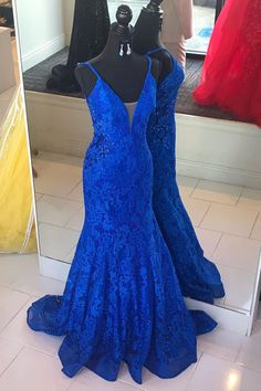 Elegant V Neck Mermaid Royal Blue Long Lace Prom Dress Royal Blue Lace Prom Dress, Royal Blue Sweet 16 Dresses Mermaid, Royal Blue Sweet 16 Dresses Short, Sweet 16 Royal Blue Dress, Prom Dresses Royal Blue, Prom 2k24, Blue Lace Prom Dress, Royal Blue Prom Dress, Prom Dress Pictures