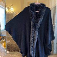 Very Nice Soft Navy Blue Shawl With Fur Soft Navy Blue, Blue Shawl, Fur Wrap, Shrug Sweater, Ponchos, Shawl, Sweaters For Women, Color Blue, Navy Blue