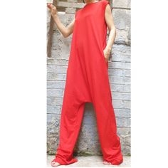 Free daily summer jumpsuit with side pockets🤩 Extravagant designs and high quality fabrics. The item from the pictures is size S  For more information feel free to ask questions. Material &Care  Cotton and elastane  Machine wash 30oC Hand wash at low temperatures Do not machine dry Medium hot iron Sizing  We make sizes from xs to 5xl as well as customized measures.So don't hesitate to contact us and make one for you. 🛫🎁Shipping🎁 🛬 STANDARD SHIPPING   Europe : 6-8 business days USA&Canada : 8-10 business days Everywhere else :10-20 business days DHL EXPRESS SHIPPING Europe: 2-3 business days USA & Canada: 2-3 business days Everywhere else: 3-6 business days We are glad that you choose our shop. XS (US 2, UK 6) Bust: around 33.5" / 85 cm Waist :around 26" / 66 cm Hips: around 36" / 91 c Cotton Sleeveless Jumpsuits And Rompers For Loungewear, Sleeveless Cotton Jumpsuits And Rompers For Loungewear, Sleeveless Cotton Overalls For Loungewear, Sleeveless Jumpsuits And Rompers With Side Pockets For Loungewear, Casual Sleeveless Jumpsuits With Side Pockets, Red Stretch Sleeveless Jumpsuits And Rompers, Red Sleeveless Stretch Jumpsuits And Rompers, Casual Baggy Sleeveless Jumpsuits And Rompers, Sleeveless Stretch Jumpsuits And Rompers With Pockets