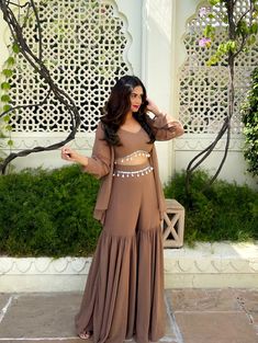 Brown Sharara, Indian Outfits Modern, Trendy Outfits Indian, Diwali Outfits, Outfits Indian, Simple Frocks, Lehenga Designs Simple, Traditional Indian Dress, Fancy Dresses Long