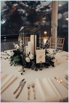 Elevate your winter wedding with beautiful table decor from Amazon - order now! Photography Themed Wedding, Black Floral Centerpiece Wedding, Emerald Accent Wedding, Wedding Decor Romantic Elegant, Black Decor For Wedding, Popular Wedding Centerpieces, Tabletop Wedding Decor, Modern Elegant Wedding Aesthetic, Modern Bridesmaids Bouquets