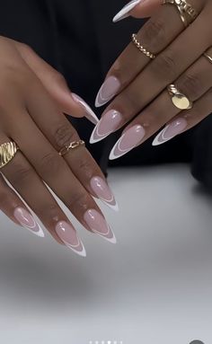 Almond Nail With Design, French On Almond Shape Nails, Almond Nails Designs Black Women, Almond Long Nails Design, Photoshoot Nails Ideas, Pretty Almond Nails Trendy, Oval Nail Designs Ideas, Short Nail Designs Almond, Almond Nails Designs Simple