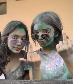 Holi Aesthetic Pictures, Holi Aesthetic, Desi Boy, Holi Pictures, Bff Poses, Wedding Dance Video, Festival Inspo, Best Friends Whenever, Friends Group