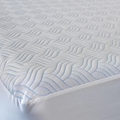 a close up view of a mattress with no sheets or covers on the top and bottom