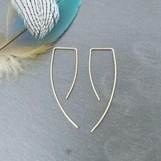 **FREE SHIPPING ON DOMESTIC ORDERS OVER $35***Due to high volume of orders...production time is currently 2-4 DAYS!!• DETAILS •Angle threader earrings.Sterling silver, Gold filled, or Rose gold filledThis listing is for a pair of earrings.Handmade in WA.**These are perfect for individuals with nickel allergies! No nickel allergic reaction or chipping!• HOW IT'S MADE •I hand file each earring and then shape it by hand; each earring is then hand polished and tumbled for durability and shine!Please Everyday 14k Gold Filled Nickel Free Threader Earrings, Handmade Sterling Silver Threader Earrings For Everyday, Silver 14k Gold Threader Earrings With Ear Wire, Silver Linear Earrings In 14k Gold, Minimalist Style, Silver Minimalist Linear Earrings In 14k Gold, Handmade Minimalist 14k Gold Filled Threader Earrings, Minimalist Silver Threader Earrings In 14k Gold, Minimalist Sterling Silver Yellow Gold Threader Earrings, Minimalist Yellow Gold Sterling Silver Threader Earrings