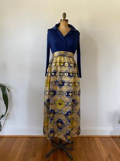 70s Disco Dress, Vintage Clogs, Hostess Dresses, Disco Dress, 70s Disco, Vintage Indigo, Fashion 2018, Leather Slip Ons, Yellow Dress