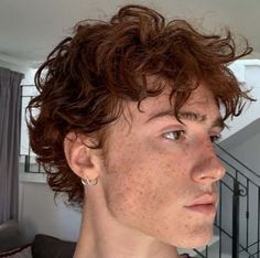 Unique Piercing Ideas, Unique Piercing, Men Haircut Curly Hair, Men Tattoos, Mullet Haircut, Piercings Unique, Corte De Cabelo Masculino, Piercing Ideas