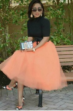 Rok Tile, Tulle Skirts Outfit, Rok Outfit, Gonna In Tulle, Artist Makeup, Church Fashion, Afrikaanse Mode, Gaun Fashion, Senior Photoshoot