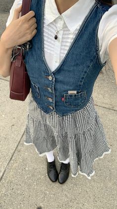 levi’s denim vest vintage collar blouse gingham tiered midi skirt black wingtip brogues star garnet pendant vintage red coach bag outfit inspo How To Have Style, Fall Fits, Vest Outfits, Looks Style, Mode Inspiration, Lookbook Outfits, Dream Clothes, Style Outfits