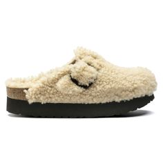 An evolution in the classic Boston clog. Here, Papillio presents the clog with a trendy platform sole. The bevel results in maximum walking comfort. This version features warm, genuine shearling padding in a Teddy style and a big, elegant pin buckle to round off this bold, but super cozy look. The upper is made from Teddy style genuine shearling with a microfiber lining.  Anatomically shaped cork-latex footbed Upper: genuine shearling with microfiber lining Footbed lining: genuine shearling Sole: EVA Heel type: platform; height: 25 mm Details: strap with an individually adjustable metal pin buckle Made in Portugal Boston Big Buckle, Teddy Style, Birkenstock Styles, Round Off, Boston Clog, Birkenstock Boston, Metal Pins, Heel Type, Egg Shells