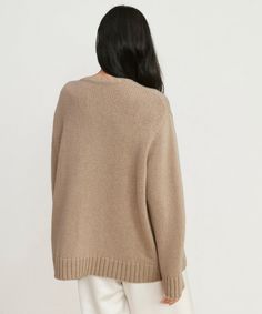 Cashmere Amelia Crewneck Warm Sand Oversized and luxuriously soft, this 100% cashmere knit features a chainette yarn that gives this sweater a chunky yet lightweight look. With a straight body, this knit looks great over a fluid bottom like the Pleated Skirt or Demi Pant—or the Relaxed Army Pant for a dressed-down take. | Jenni Kayne Women's Cashmere Amelia Crewneck Top Size Small Oversized Beige Cashmere Sweater, Relaxed Fit Cashmere Sweater For Layering, Classic Oversized V-neck Sweater, Beige Relaxed Fit Cashmere Sweater, Oversized Fine Knit Sweater For Everyday, Classic Oversized Sweater With Ribbed Neckline, Oversized Cashmere Cardigan In Fine Knit, Oversized Fine Knit Cashmere Cardigan, Oversized Cashmere Cardigan With Fine Knit