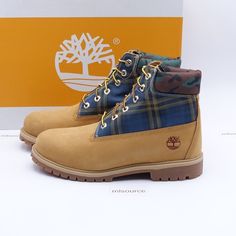 Timberland Premium 6 Inch Heritage Waterproof Boots Tb-0a5rz2-231 Wheat Nubuck - New In Box. Us Size 7y Youth == Us Size 8.5 Women's We Only Sell 100% Genuine Products, Sourced From Major Retailers. Blue Timberland Leather Boots, Blue Leather Timberland Boots, Blue Round Toe Boots For Outdoor Work, Blue Outdoor Boots For Fall, Timberland Chelsea Boots, White Leather Ankle Boots, Timberland Hiking Boots, Timberland Boots Black, Timberland Premium