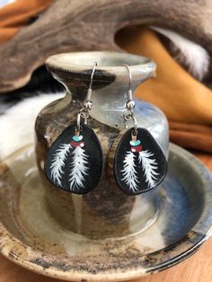 Since each set of earrings is hand painted, no two earrings are alike! That being said, slight shape, size, and color variations may exist. Carved Antler, Two Earrings, Antler Earrings, Down Feather, Feather Earrings, Earrings Dangle, Antlers, Jewelry Earrings Dangle, Christmas Bulbs