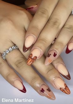 Fall Spooky Nails Almond, Short Almond Acrylic Nails Fall Design, September Aesthetic Nails, Almond Shape Autumn Nails, Disney Nails October, Almond Nails Designs Fall Simple, November Disney Nails, Fall Disney Nails Acrylic, Thanksgiving Disney Nails