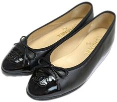 Designer Flats For Spring, Formal Closed Toe Flats, Casual Almond Toe Flats For Evening, Designer Flats With Rubber Sole And Round Toe, Designer Flats With Leather Sole And Round Toe, Classic Flats For Galas, Designer Round Toe Flats For Galas, Black Series, Shoes Pumps