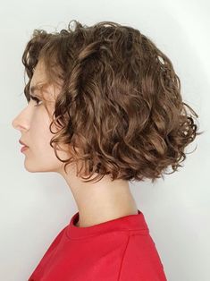 Curvy Bob Haircut, Bob Cut Curly Hair, Haircut For Girl, Bob Hair Cuts, Easy Ponytail Hairstyles, Haircut For Girls, Stacked Haircut, Easy Ponytail, Bob Haircut For Girls