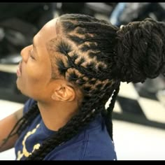 Repost via Stylist/Salon: @dreadlocksparis on IG Dreadlock Styles Long, Men Loc Styles, Braid Dreadlocks, Loc Styles For Men, Dread Heads, Dread Styles, Dread Head