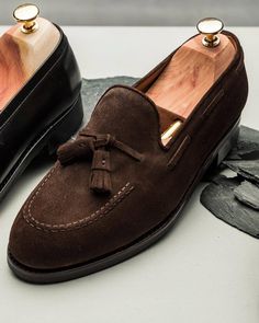 Leather Slippers For Men, Tassel Loafers, Leather Slippers, Formal Shoes, Small Businesses, Dark Brown, Tassels, Slippers, Loafers