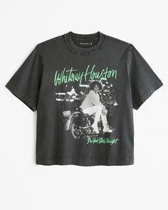 Elevate your casual wardrobe with the A&F Men's Cropped Whitney Houston Graphic Tee. This unique piece combines comfort and style, making it a must-have for any fan of the iconic singer.

- Size: XL
- Color: Black
- Material: Cotton
- Gender: Male
- Age Group: Adult
- Features: Oversized fit, short sleeves, cropped length, Whitney Houston graphic on chest and back, crew neckline

Crafted from A&F's signature softAF 180g cotton fabric, this tee offers an oversized silhouette that enhances both co Male Features, Male Design, Cropped Graphic Tees, Whitney Houston, Men's Tops, Bruce Springsteen, Iron Maiden, Oversized Silhouette, Mens Graphic Tee