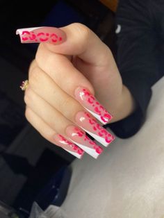 Pink Cheetah Nails Acrylic, L Nails Ideas, Nail Designs For Stubby Nails, Nail Username Ideas Instagram, Cute Clear Nail Designs, Nail Freestyle Designs, Nail Art Square Nails, Freestyle Acrylic Nails, Cheetah Acrylic Nails