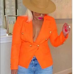 Orange Blazer Fitted Orange Blazer For Office, Chic Orange Blazer For Spring, Chic Orange Fitted Blazer, Chic Fitted Orange Blazer, Chic Orange Fall Blazer, Chic Orange Blazer For Fall, Orange Blazer Outfits For Women, Orange Blazer Outfits, Brown Tweed Blazer