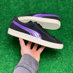 Item: Puma Suede Classic Catwoman Gs Shoes 383388-01 Size: Grade School Size 6.5 Womens Sz 8 Eur Size 38.5 Condition: New Without Box 100% Authentic Purple Puma Sneakers With Round Toe, Purple Low-top Puma Sneakers, Purple Low-top Sneakers With Puma Logo, Purple Sneakers With Studded Outsoles For Streetwear, Casual Purple Sneakers With Studded Outsoles, Casual Purple Sneakers With Puma Logo, Purple Lace-up Sneakers With Studded Outsoles, Casual Purple Puma Sneakers, Purple Sneakers With Studded Rubber Outsoles