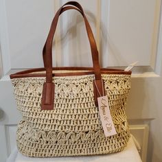 Anna & Elle Straw Handbag Tote/ Beach Bag. Nwt 15" W 11 1/2" H 5," D 9 1/2" Strap Drop White Bucket Satchel For Beach, White Spring Satchel For Vacation, White Satchel For Spring Vacation, Summer Shopping Satchel In Cream, White Straw Bag With Top Carry Handle For Vacation, Summer Cream Satchel For Shopping, White Straw Bag With Adjustable Strap For Shopping, White Satchel For Beach And Spring Season, White Satchel For Beach And Spring