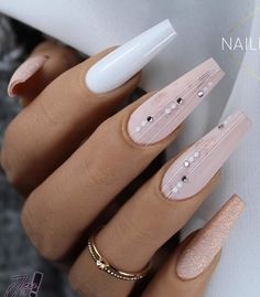 Ongles Beiges, Spider Gel, Nude Polish, Coffin Nails Long, Beautiful Nail Designs, Neutral Nails, Luxury Nails