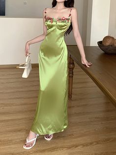 ⚡Buy 2024 Sexy Spaghetti Strap Floral Satin Maxi Dress Green S under $38.00 in Dresses at AnotherChill.com Online. Style: Casual/Street/Hip Pop/Punk/Vintage/Vacation/Sexy Fabric Content: Polyester Fit Type: Slim Fit Neckline: U Neck Length: Maxi Dress. ✓2024 S/S OUTFITS. Check reviews and buy Sexy Spaghetti Strap Floral Satin Maxi Dress today. Vintage Vacation, Oversized Sweater Cardigan, 2000s Outfits, Punk Vintage, Dress 2024, Satin Maxi, Dress Satin, Satin Maxi Dress, Maxi Dress Green