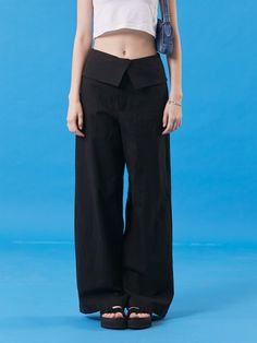 Editor's NotesKOLEAT's linen high-waisted wide slacks pants with a soft texture and unique mood of KOLEAT. The slacks pants is comfortable and perfect for classic outfits.- Linen high-waisted wide slacks pants- Slacks pants with a loose fit- Has a high-waisted design- Comfortable summer pants for versatile styling- Creates a casual moodMeasurements (inch)S/M- Length: 39.7/40.5 inch- Waist: 13.6/14.5 inch- Hip: 19.5/20.5 inch- Thigh: 12.6/13 inch- Hem: 11.4/11.8 inch* Model info: height 5'7 Slacks Pants, Slack Pants, Summer Pants, Classic Outfits, Soft Texture, Black Pants, Loose Fitting, Trousers, High Waisted