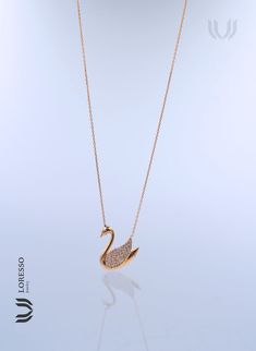 Gold Reference, Baby Jewelry Gold, Forever Bracelet, Kids Gold Jewelry, Necklace Gold Pendant, Gold Necklace Pendant, Gold Swan, Jewellery Photography Inspiration, Necklace Model