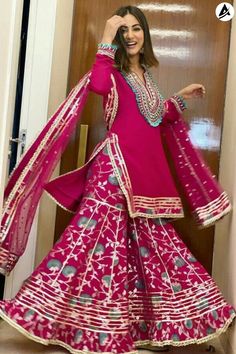 भारतीय दुल्हन संबंधी, डिजाइनर कपड़े, Hina Khan, Indian Party Wear, Dress Indian Style, Stylish Dresses For Girls, Pakistani Dress Design