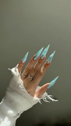 Long Almond Nail Inspiration, Stilleto Nails Long Designs, Stilleto Nail Idea, Sharp Nails Design, Nail Stilleto Ideas, Stilleto Nails Designs, Long Stiletto Nails, Sharp Nails, Dope Nail Designs