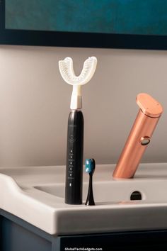 Make brushing fun for everyone! The Y-Brush DuoBrush comes with 2 brush heads, perfect for couples or families. Gentle on gums and effective on plaque! #familyfun #oralcareforkids #couplegoals #sonictoothbrush #ybrush #healthyteeth Futuristic Technology, Oral Care, Rechargeable Batteries