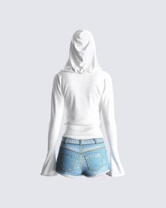 It's a bad b*tch kind of summer 🤍 Take on the day feeling cool, and looking hot in this 2 piece set featuring a white knit hooded draped top, and blue denim distressed shorts 💅 Edikted Knit Set, Draped Top, Distressed Shorts, Distressed Denim Shorts, Cargo Pant, Distressed Denim, Denim Shorts, Blue Denim, Perfect Fit