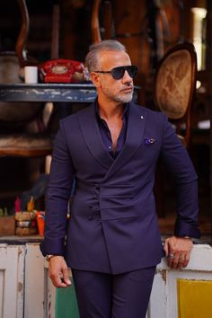 Collection : 2024/2025 spring/summer🔆Product : Tyler Slim Fit Special Designed Double Breasted Blue SuitColor: BLUE Available Size : 46-48-50-52-54-56Material Content: %55 Cotton %45 Polyester Mandarin Collar Suit, Blue Mens Suit, Navy Blue Suit, Suits Clothing, Loafer Sneakers, Blazer Vest, Business Suit, Midnight Navy