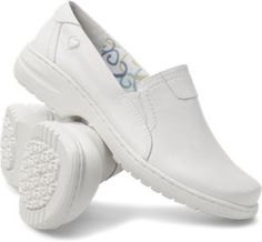 Nursemates Meredith in White Nurse Shoes, Slip Resistant Shoes, Women Nurse, The Nurse, Nursing Shoes, Pillow Top, White Shoes, Shoe Shop, Keds