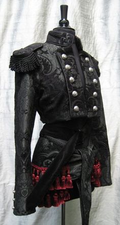 Goth Design, Mode Steampunk, Mode Shoes, Gothic Steampunk, Steampunk Clothing, Silver Buttons, Dieselpunk, 가을 패션, Steampunk Fashion