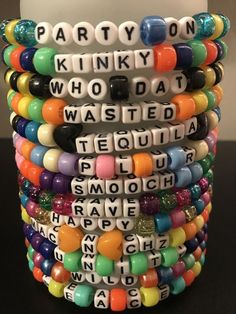 Plur Bracelets Kandi, Rave Kandi Ideas Funny, Edc Kandi Bracelets, Beaded Bracelets Ideas Words, Funny Kandi Bracelets Sayings, Kandy Braclets, Kandi Inspo Single, Bead Bracelet Words Ideas Edgy, Rave Bracelets Ideas