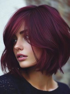 Ready for a Change? 29 Stunning Burgundy Hair Color Inspirations Short Burgundy Hair, Burgundy Bob, Burgundy Balayage, Burgundy Hair Color, Dark Red Hair Color, Natural Straight Hair, Long Face Shapes, Blonde Tips