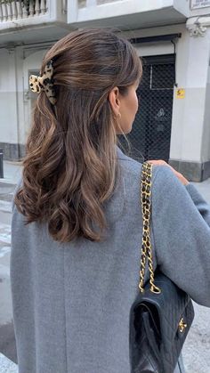 Brown Hair Looks, Brown Hair Inspo, Brunette Balayage, Brunette Hair With Highlights, Hair Upstyles, Brown Hair Balayage, Short Hairstyle, Hair Inspiration Color, Hair Inspo Color