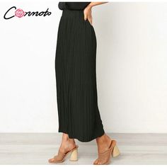 High-waisted Black Pleated Pants, High Waist Black Pleated Pants, Black Pleated Straight-leg Pants, Black Straight-leg Pleated Pants, Black Pleated Straight Leg Pants, Black Straight Leg Pleated Pants, Black Pleated Full-length Bottoms, Black Pleated Full-length Pants, Black Pleated Pants For Spring