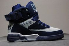 Ewing 33's in the Gtown colorway.  tough Georgetown University, Black Nike Shoes, Kicks Shoes, Fashionable Snow Boots