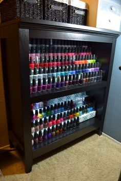 This would be a dream to display all my nail polish!!! Diy Rack, Nail Polish Holder, Nail Polish Rack, Polish Display, Diy Nail Polish, Nail Polish Trends, Make Up Organiser