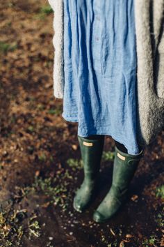 Suffolk Aesthetic, Homestead Style Clothing, Homestead Attire, Homestead Style, Suffolk Coast, Glad Rags, Slow Living, Comfy Outfits, Feminine Style