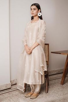 Shop for House of Pink Beige Chanderi Kurta Set for Women Online at Aza Fashions Organza Kurta, डिजाइनर कपड़े, Salwar Pattern, Kurta Set For Women, Latest Dress Design, Pearl Embroidery, Pakistani Fashion Casual, Traditional Indian Dress, Indian Dresses Traditional